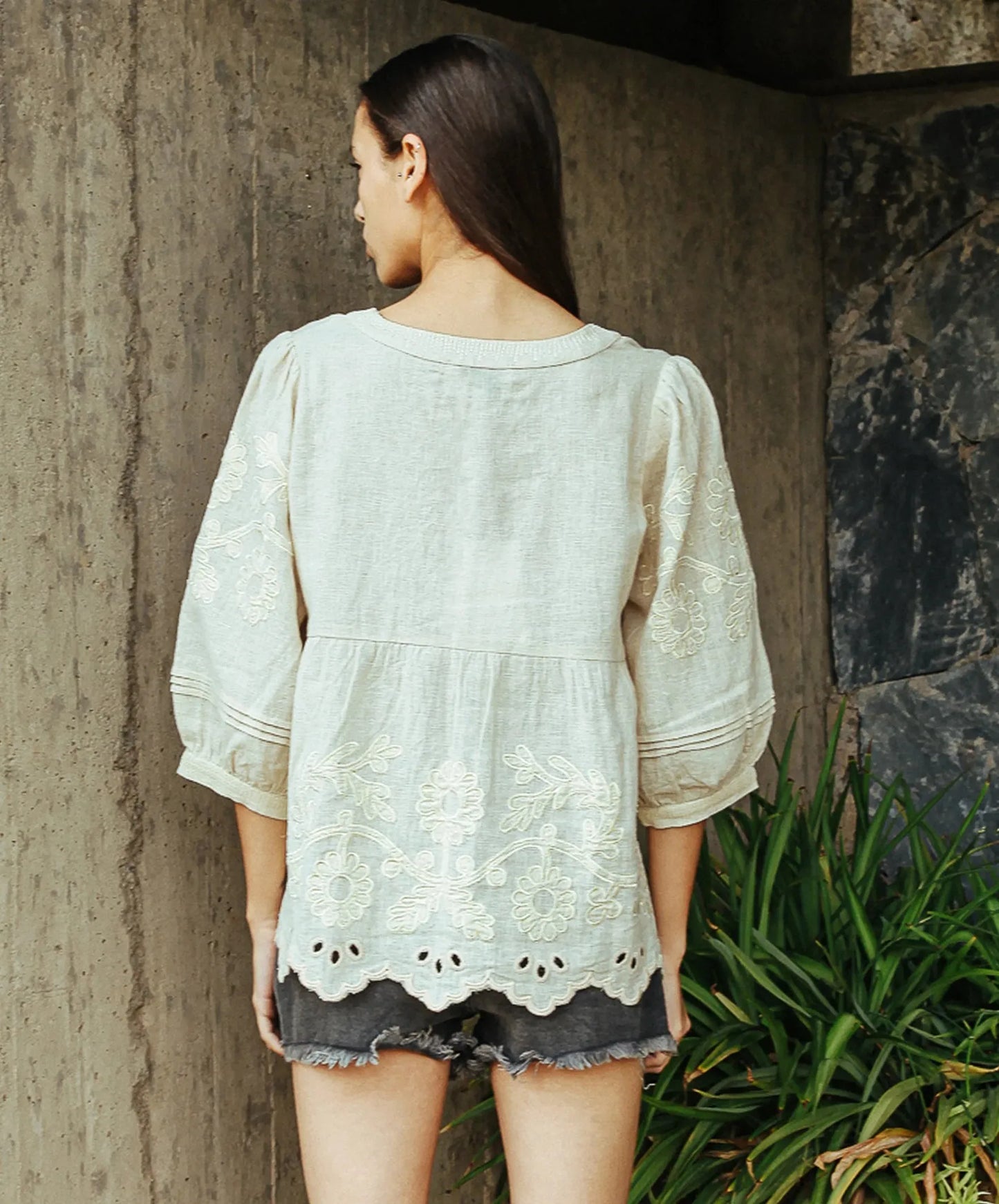 Goldhawk Top - Natural with Gold - 25 Bell Street
