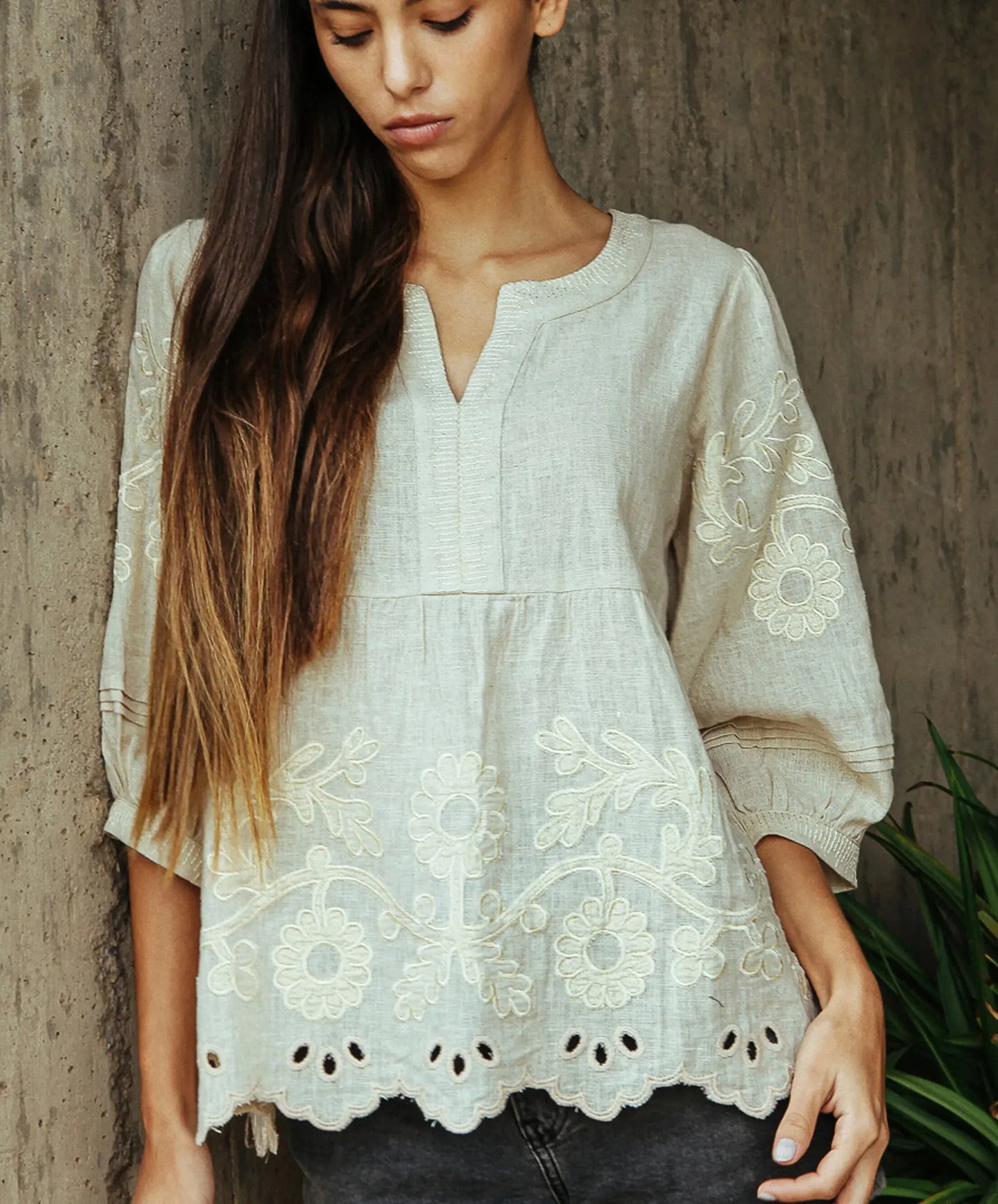 Goldhawk Top - Natural with Gold - 25 Bell Street