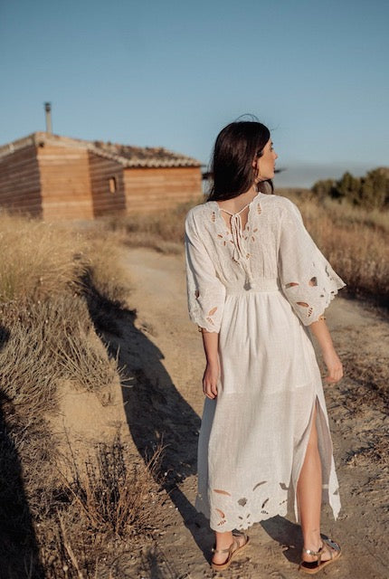 White Maxi - 25 Bell Street