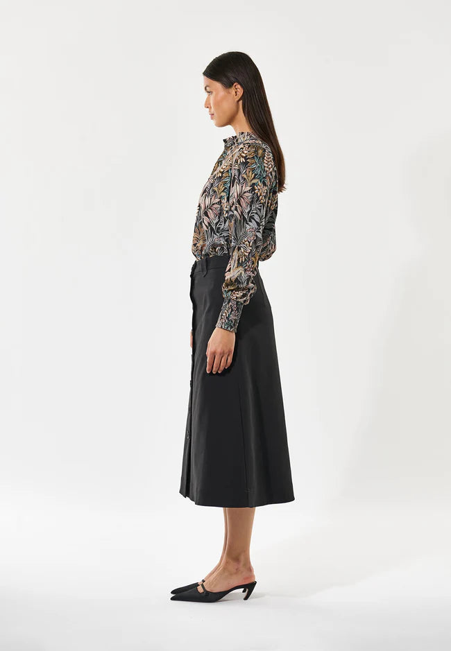 Jacoba EV - Blouse - Sencha Black - 25 Bell Street