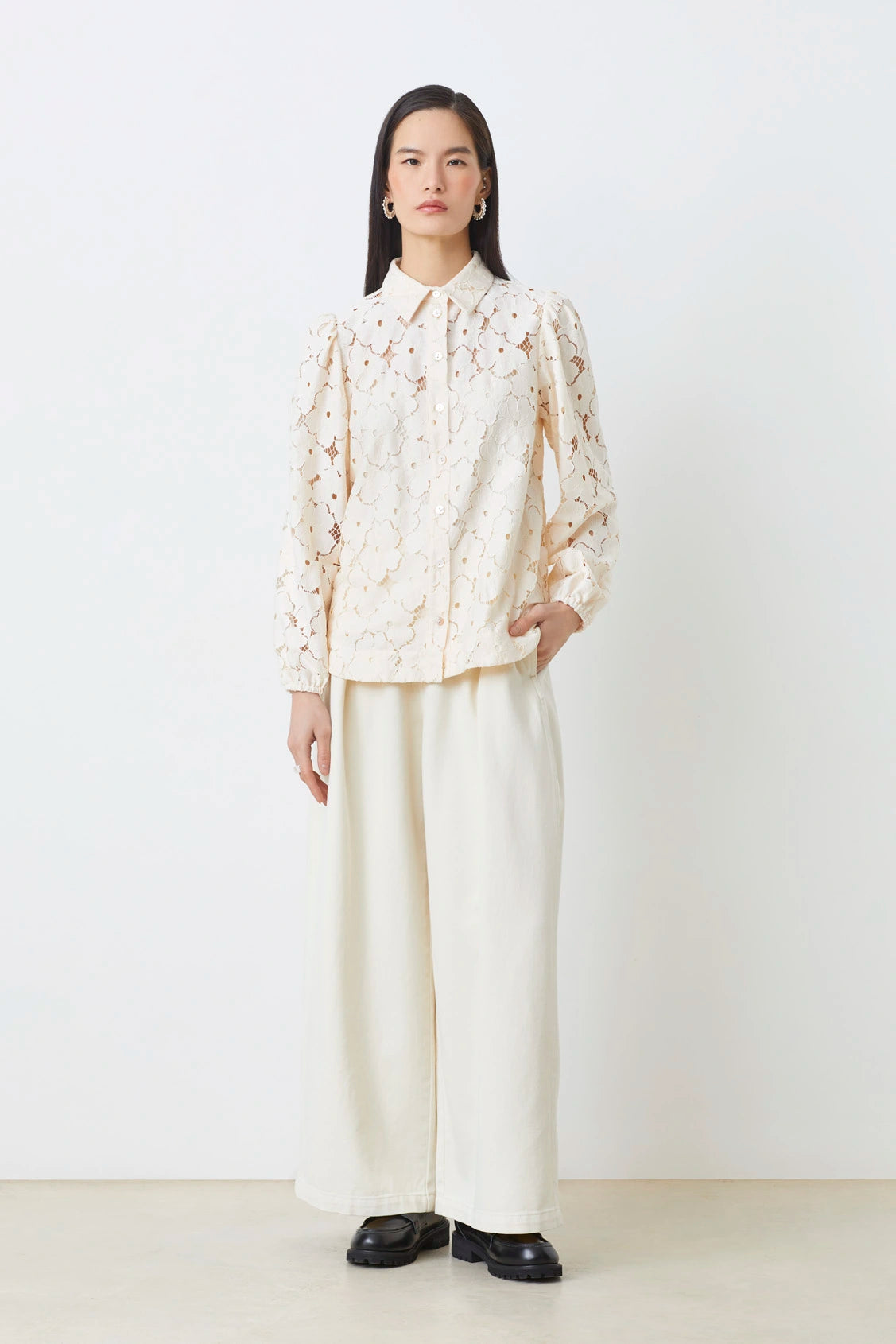 Lamour Floral lace blouse
