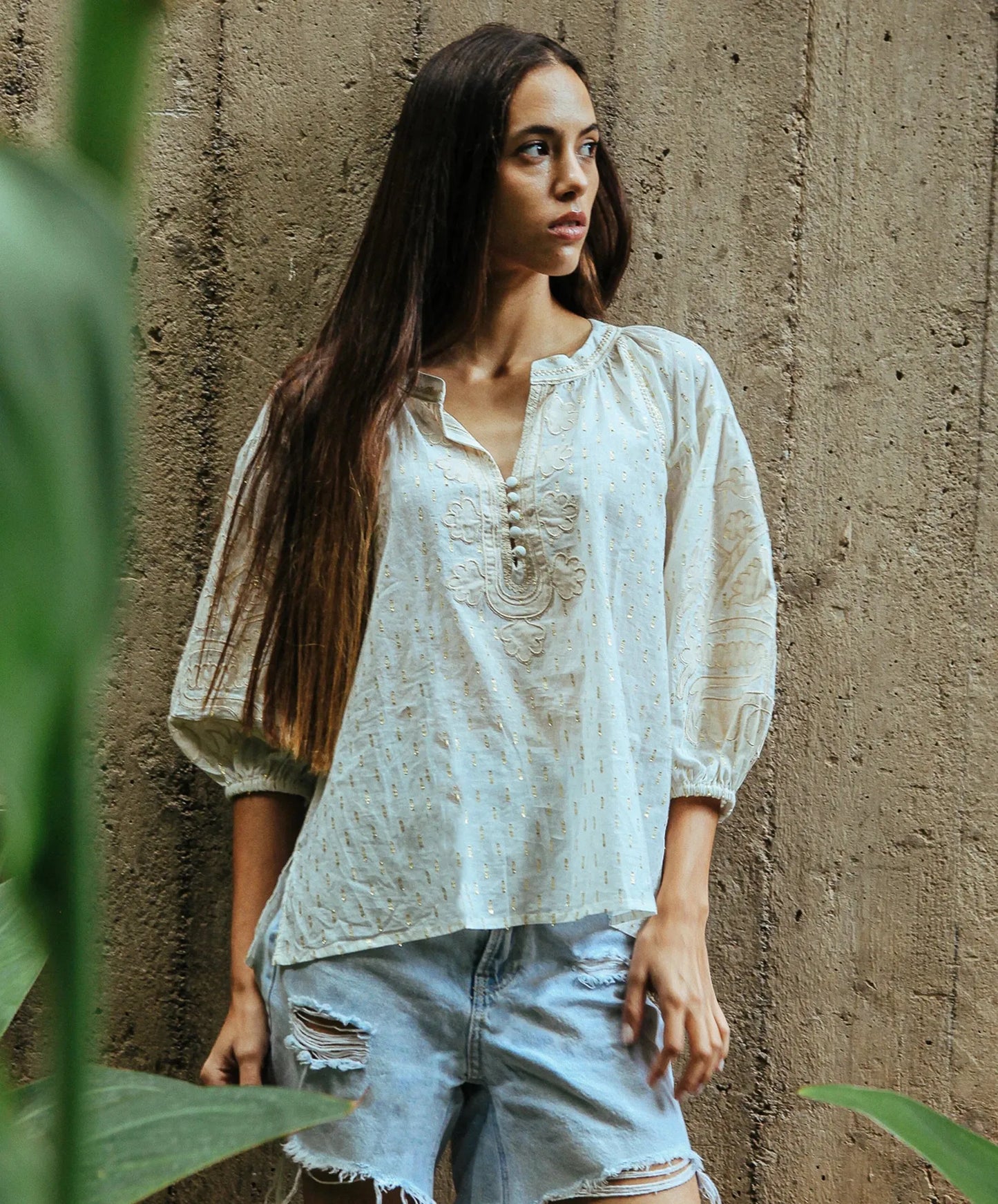 Oval Top - White with Gold - 25 Bell Street