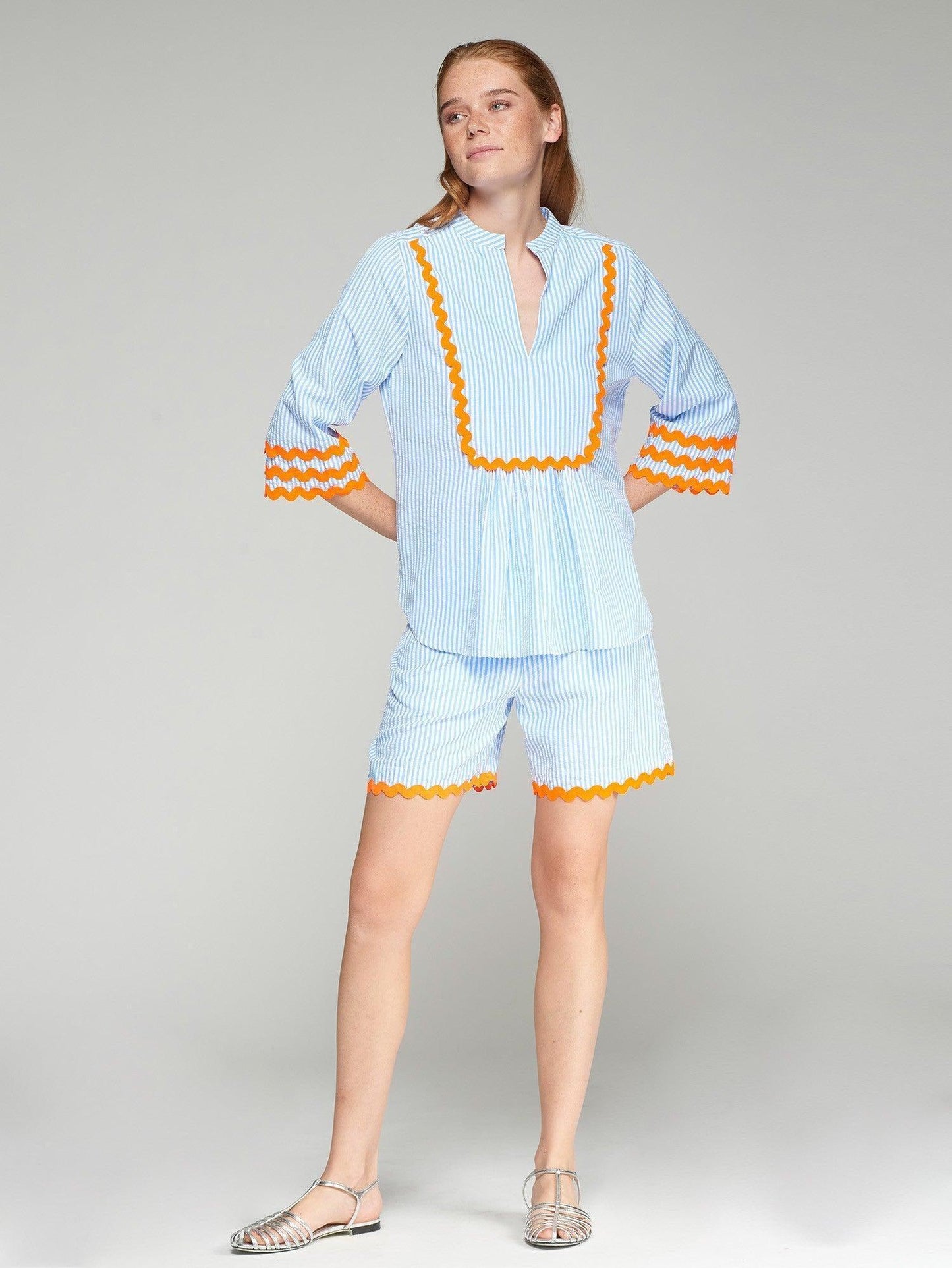 SHIRT VALERIE 500 RAYAS AZUL - 25 Bell Street