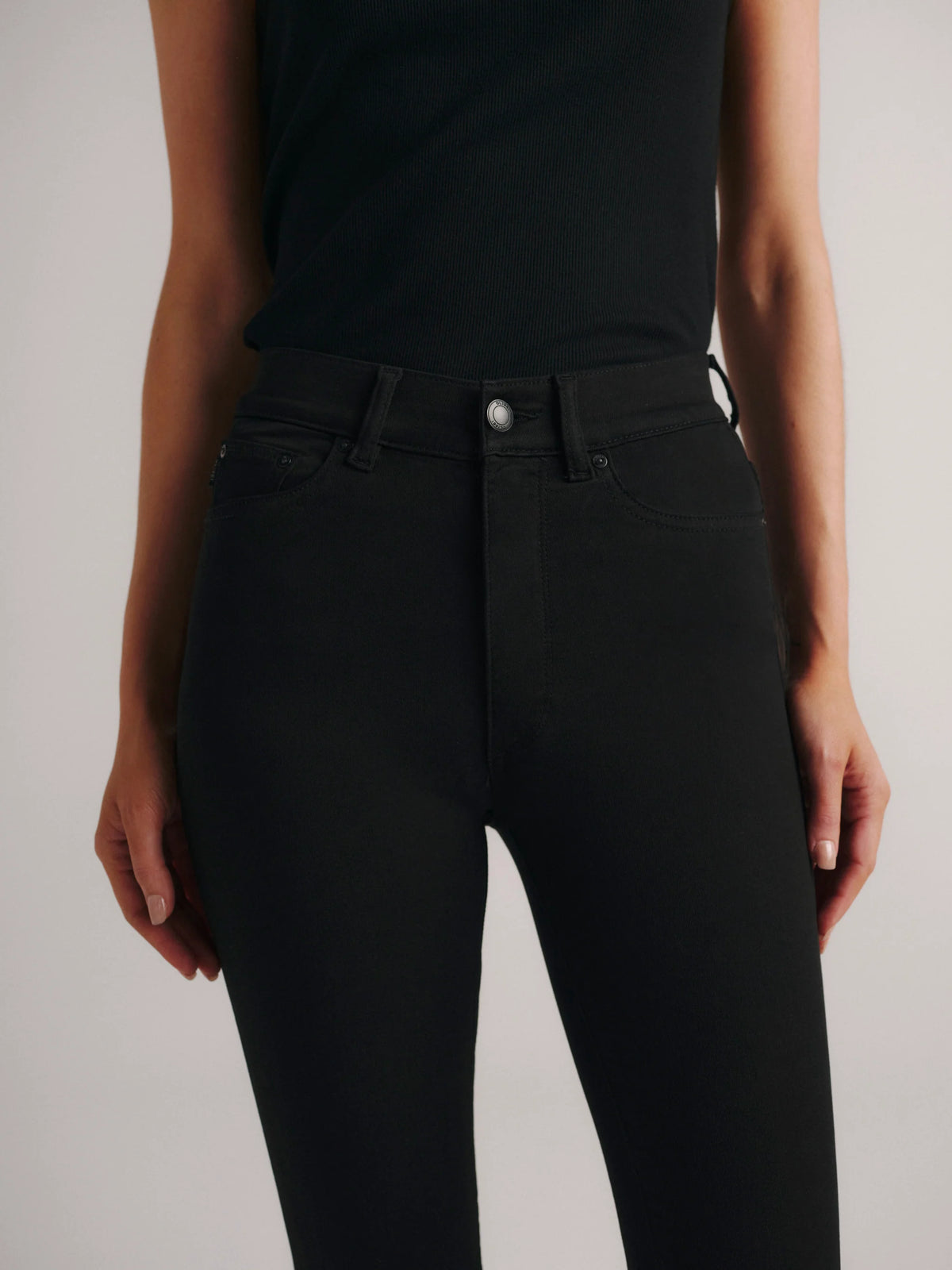 Bridget Bootcut High Rise Instasculpt™ Crop Jeans - Halle