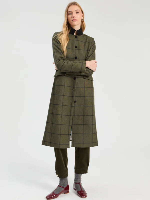 GREEN AND BLACK PLAID COAT