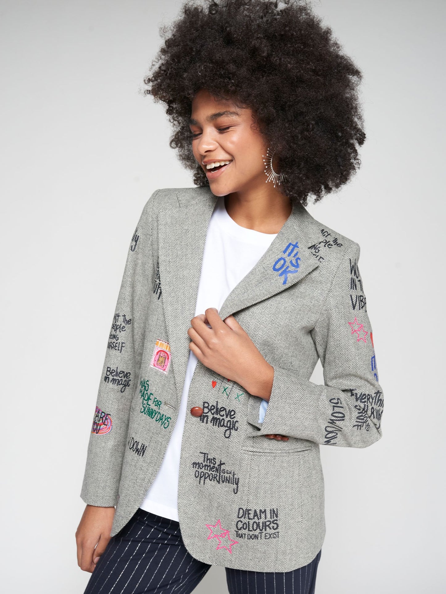 GREY HERRINGBONE BLAZER GRAFFITI