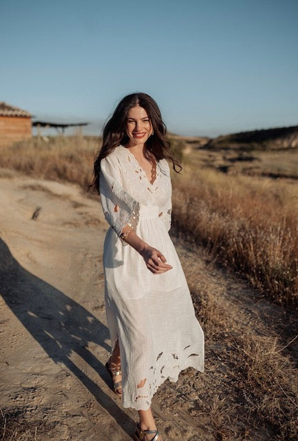 White Maxi - 25 Bell Street