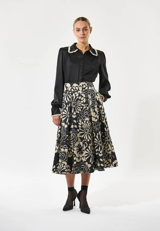 Uma - Blouse - Black - 25 Bell Street